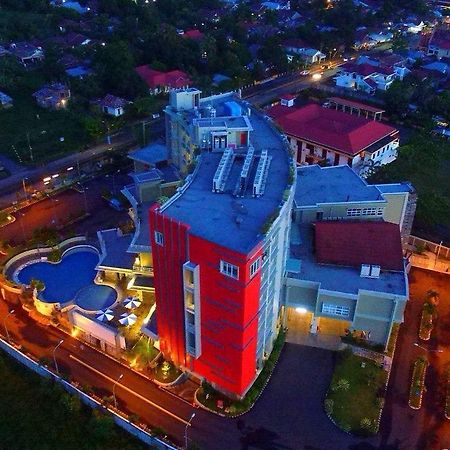 Sutanraja Amurang Hotel Manado Bagian luar foto